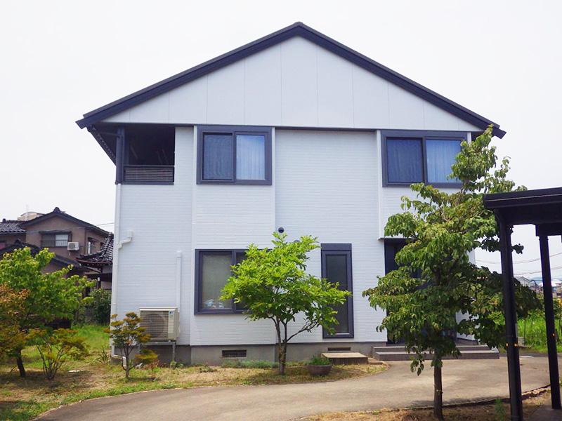 外壁二面サイディング・二面塗装・屋根カバー工法工事
