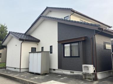 射水市でYKKシャインウォールを使ったカバー工事を行いました。①